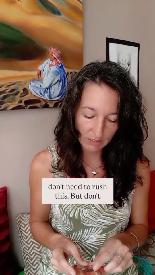 Instagram post from tarot.with.gina. This post is in position 1.